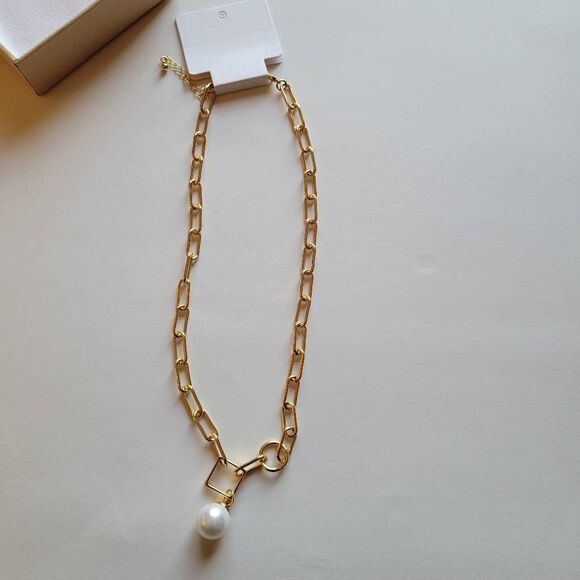16K Gold Plated Paperclip Chain Necklace with Single Pearl Pendant - Picture 2 of 5